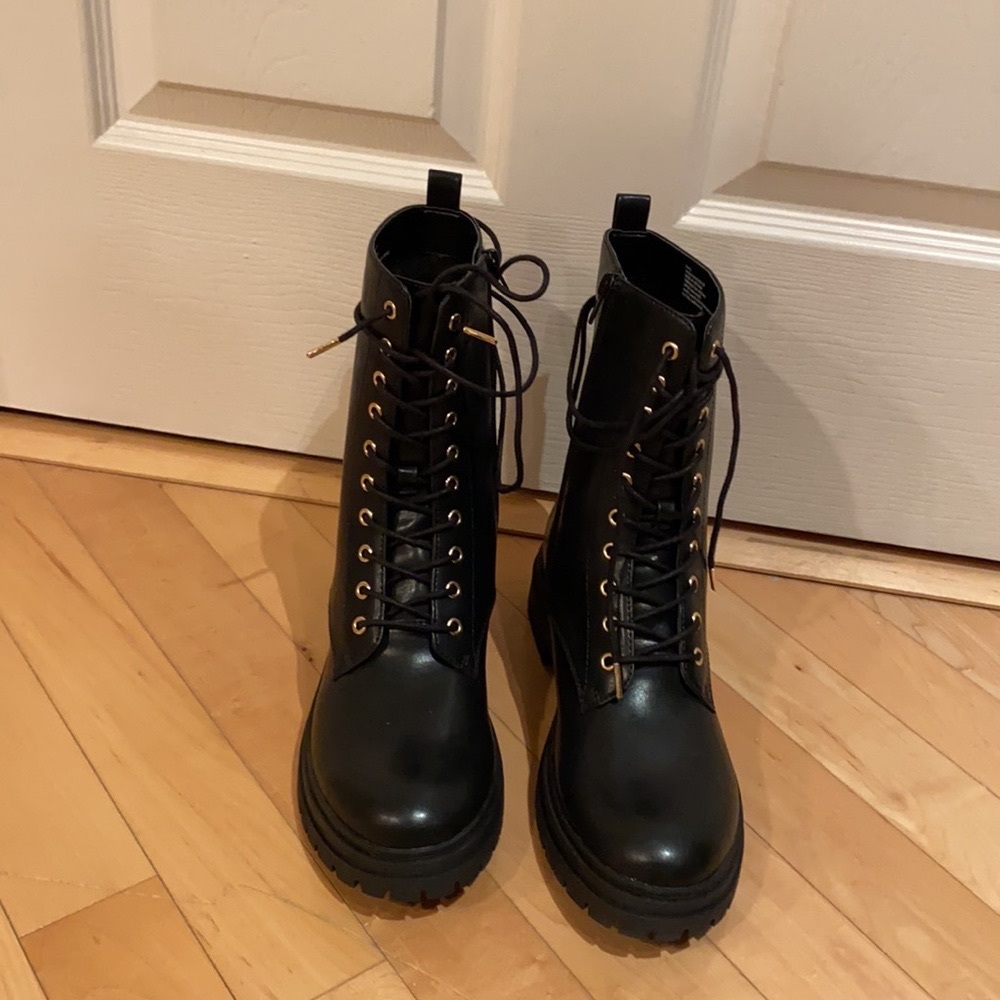 Kelly Rowland Enyo Laceup Ankle combat boot